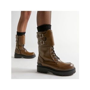 Urban Outiftters- Combat Boot size 10